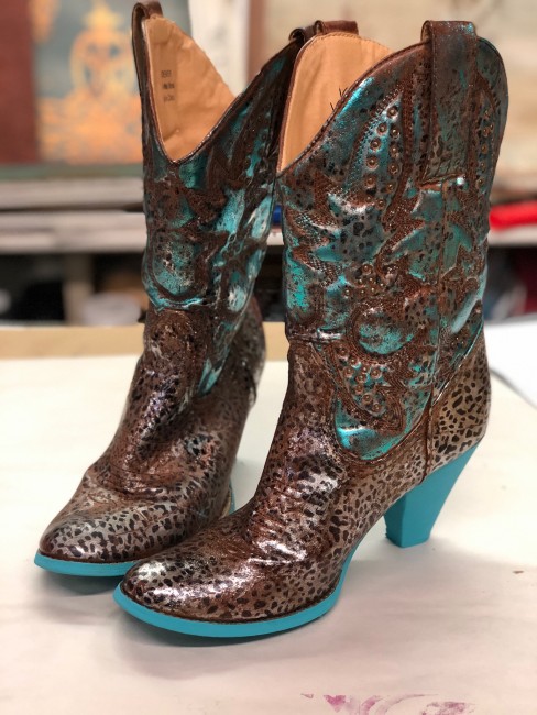 Transform Your Cowgirl Boots using Metallic Foils - Artistic Painting ...